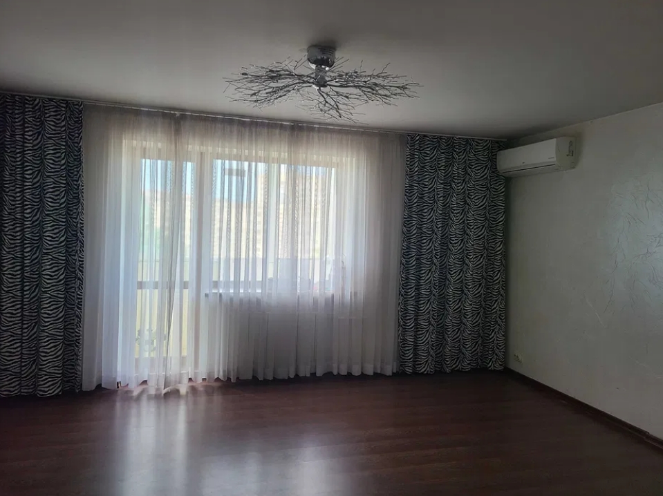 продажа трехкомнатной квартиры номер A-173849 в Киевском районе, фото номер 8